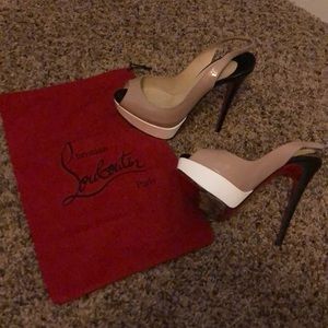 Christian louboutin lady peep